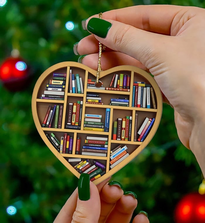 ๐ Book Lovers Heart Ornament (2D Flat)